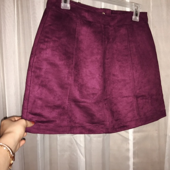 Mini Skirt - Picture 2 of 2